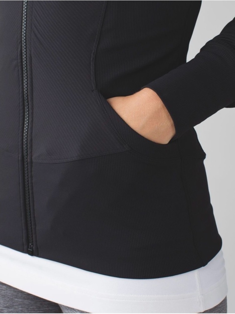 Lululemon 'In Flux' Reversible Jacket - Picture 8 of 10